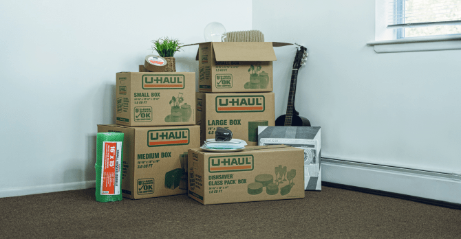 Les boîtes, toujours des boîtes